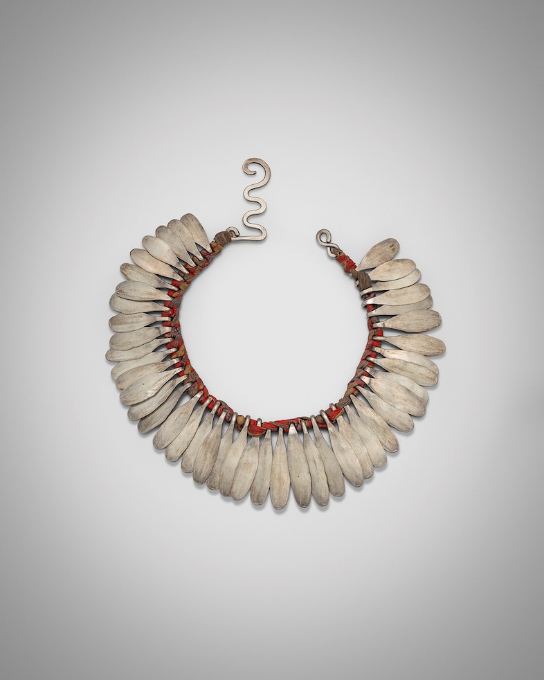 Alexander Calder, Silver and Cloth Necklace, c.194