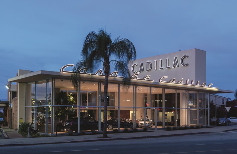 140 Casa de Cadillac 