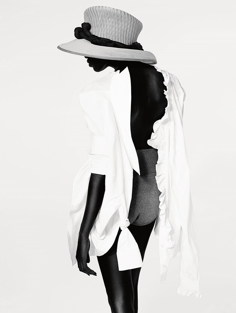 AN13_B5_UpfrontFashion_02