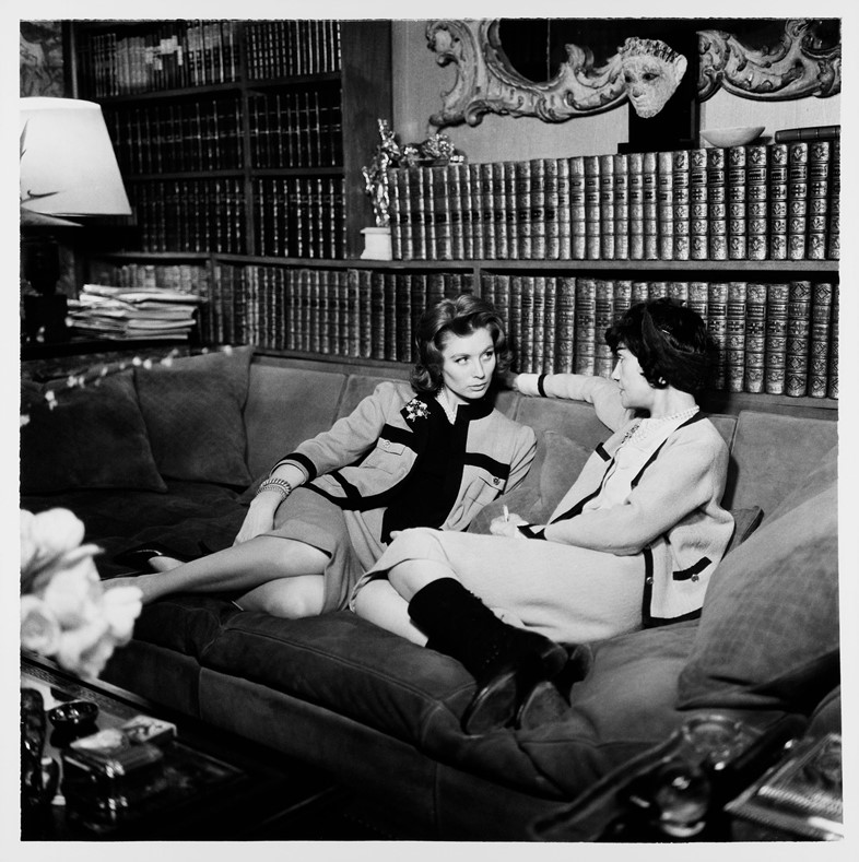 01_∏Coco-Chanel-and-Suzy-Parker,-photographed-by-W