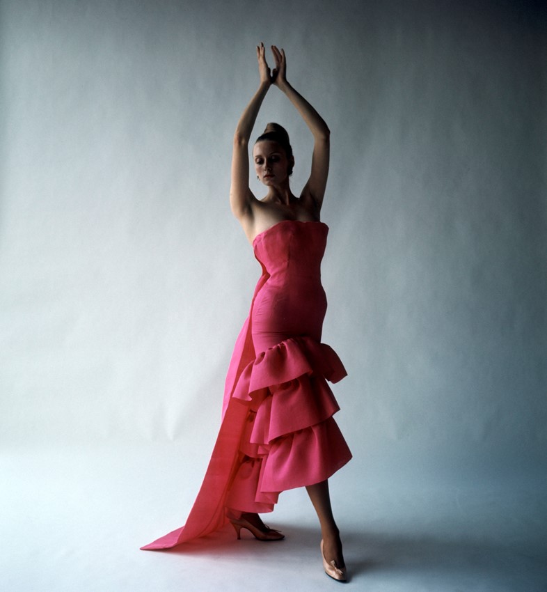Flamenco-style_evening_dress_Crist+&#166;bal_Balenciaga