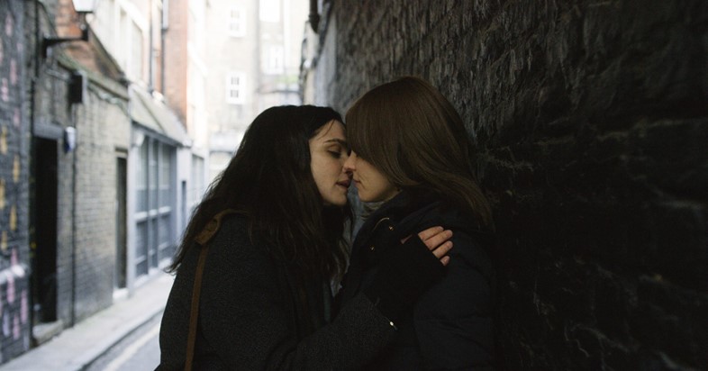 disobedience-2018-movie-photos-and-wallpapers-6 (1