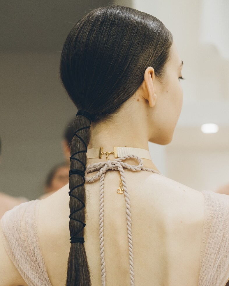 DIOR_HAUTE-COUTURE_AUTUMN-WINTER-2018-19_BACKSTAGE