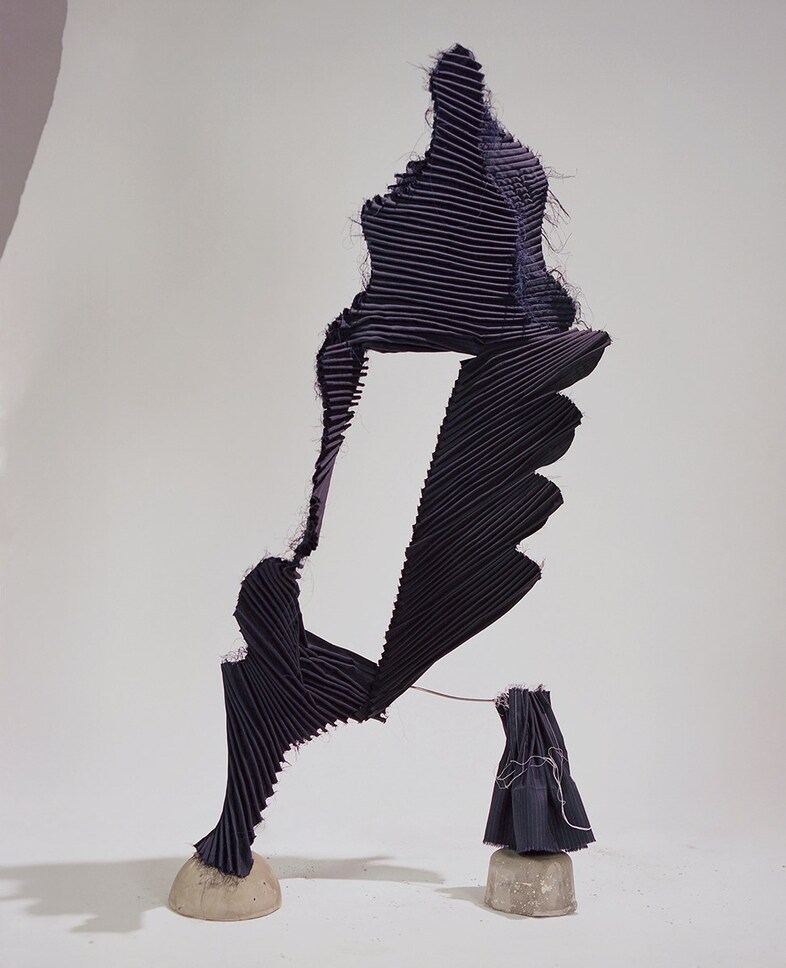 MarieValognes_x_ROBERTS _ WOOD 02