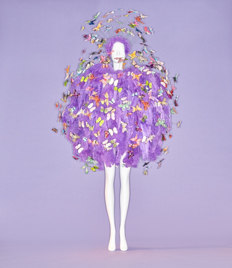 17. Ensemble,JeremyScottforMoschino,SpringSummer20