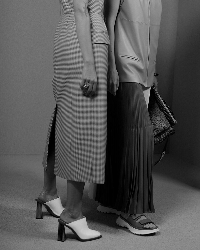 Givenchy Clare Waight Keller 90s Spring/Summer 2020 Paris