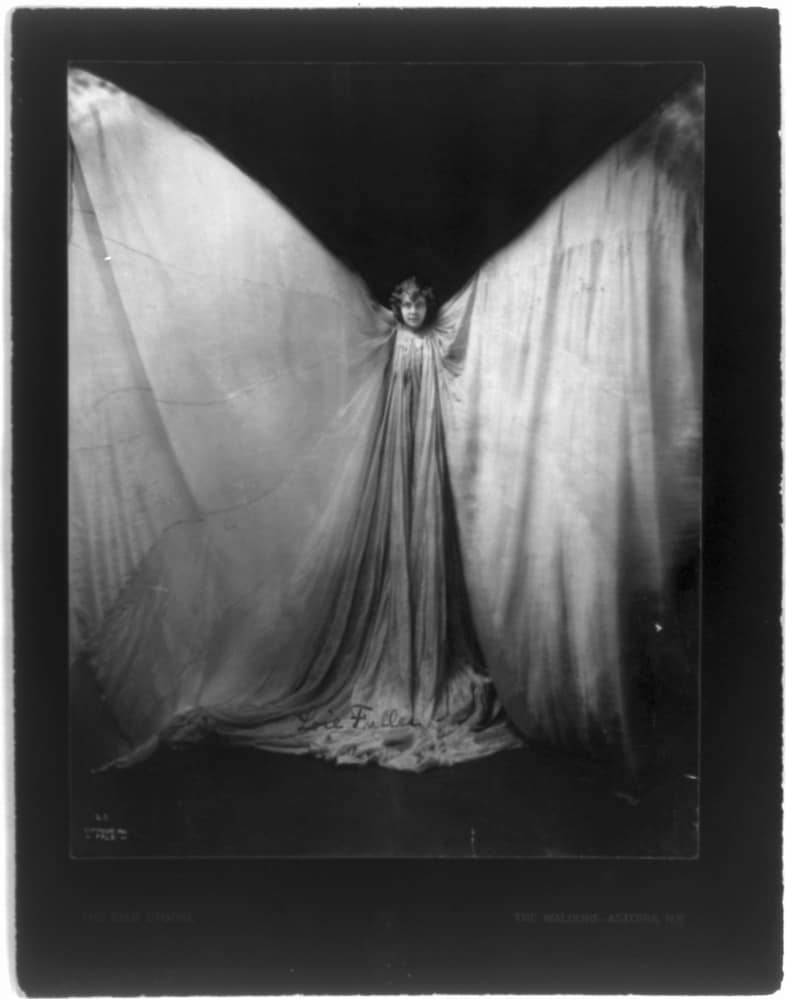 2. Unknown, Loie Fuller, c. 1901, Library of Congr