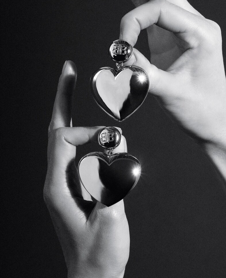 AN38_AL8_MatthieuLavanchy_Lovebirds_05_150dpi