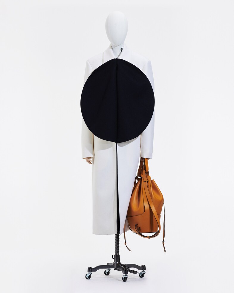 LOEWE SS21 Menswear 1 LOOK A