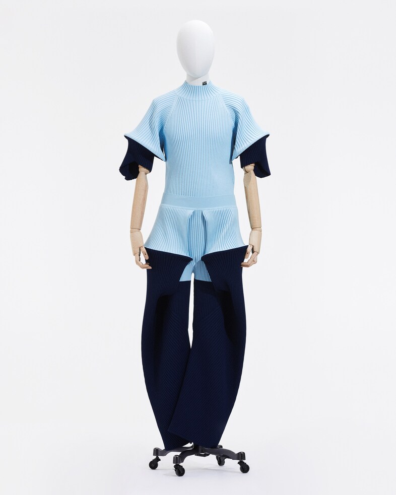 LOEWE SS21 Menswear 10 LOOK A