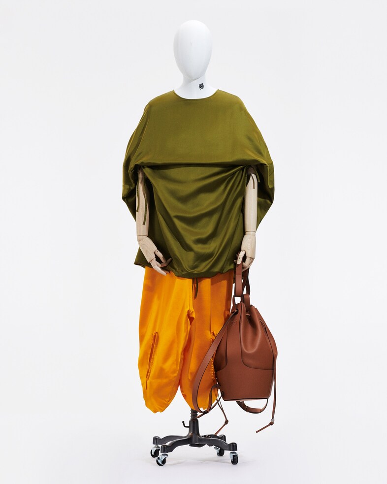 LOEWE SS21 Menswear 16 LOOK A