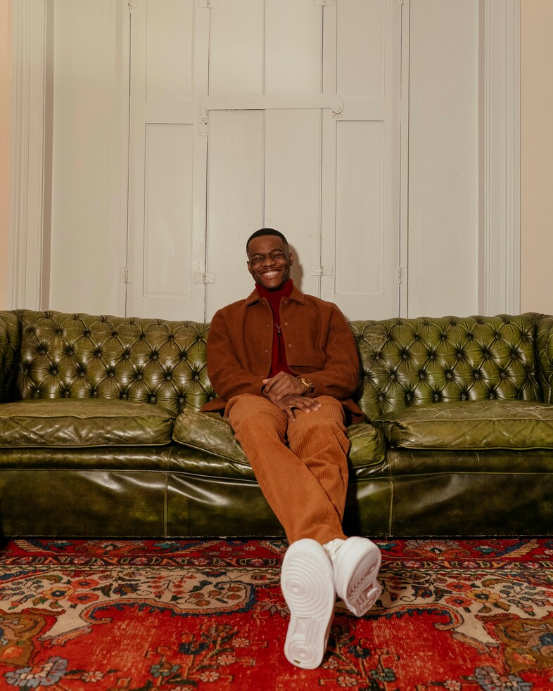 No Shoes On My Carpet Exhibition Black Living Room Photo