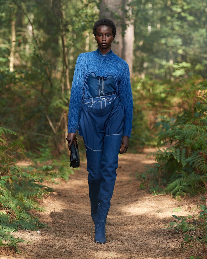 Burberry Spring_Summer 2021 Collection - Look 2