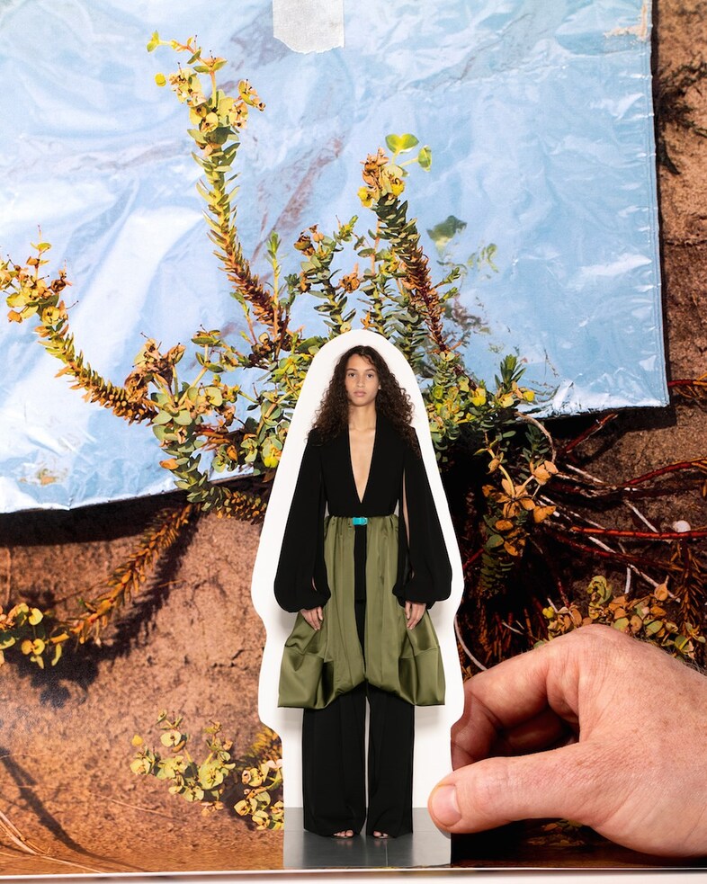JW Anderson SS21 Womenswear Look 15