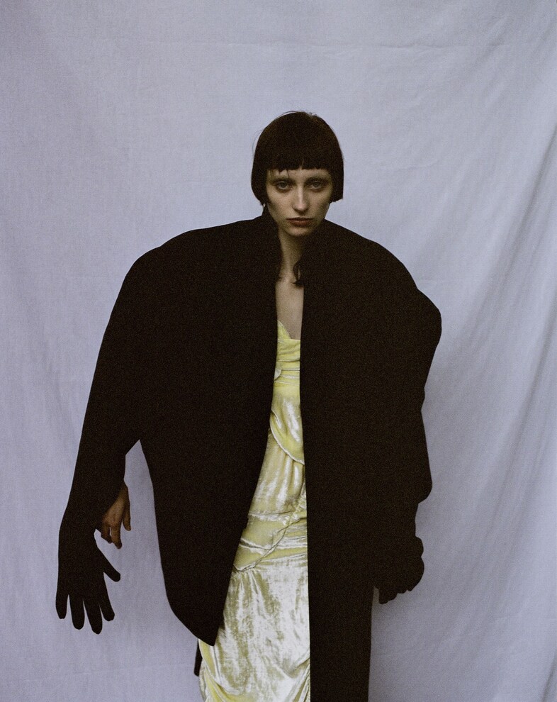 Look 3_Coat-jacket _ Sleep dress _Power is fragile