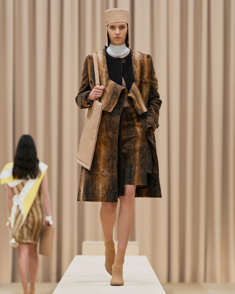 Burberry Autumn/Winter 2021 Womenswear