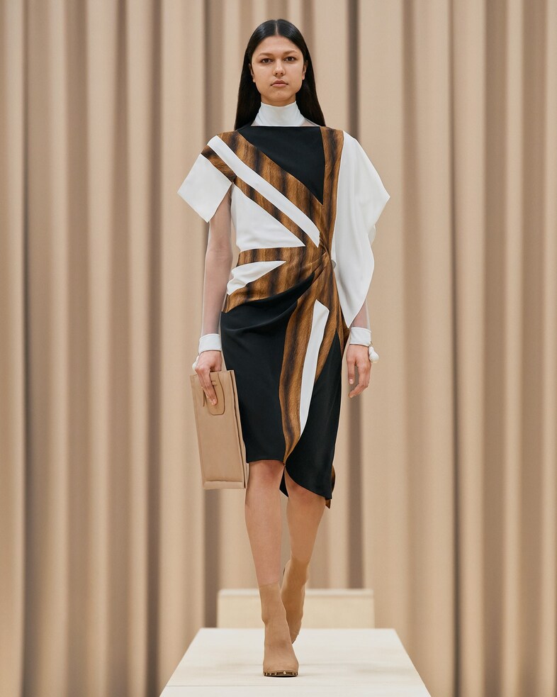 Burberry Autumn/Winter 2021 Womenswear