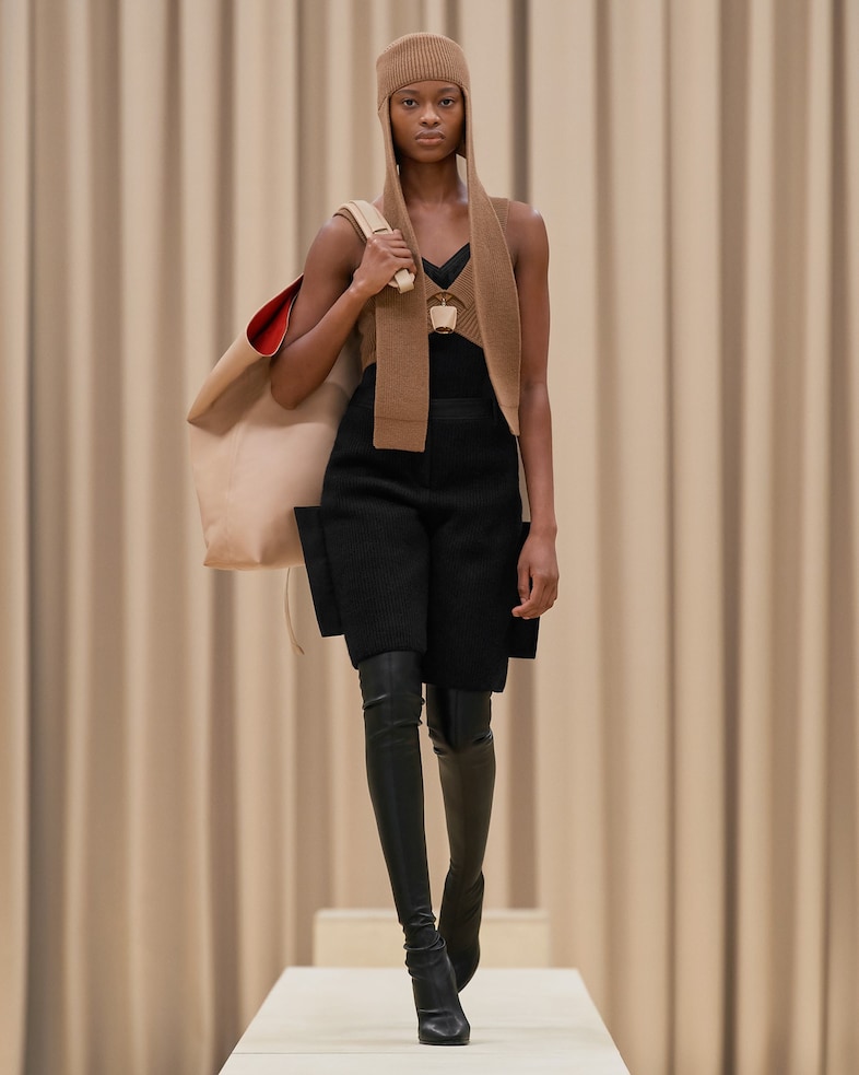 Burberry Autumn/Winter 2021 Womenswear