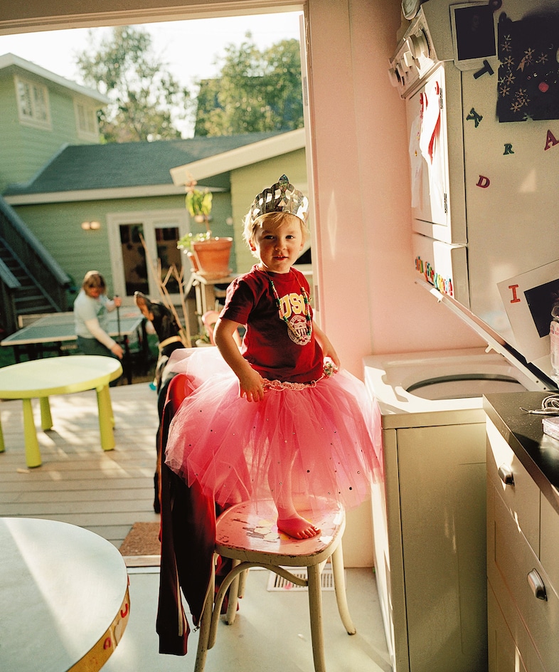 054 Oliver tutu Catherine Opie photography