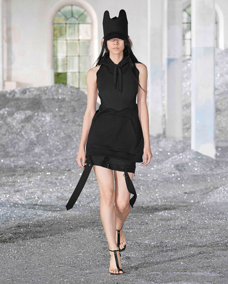 Burberry Spring_Summer 2022 Womenswear Presentatio