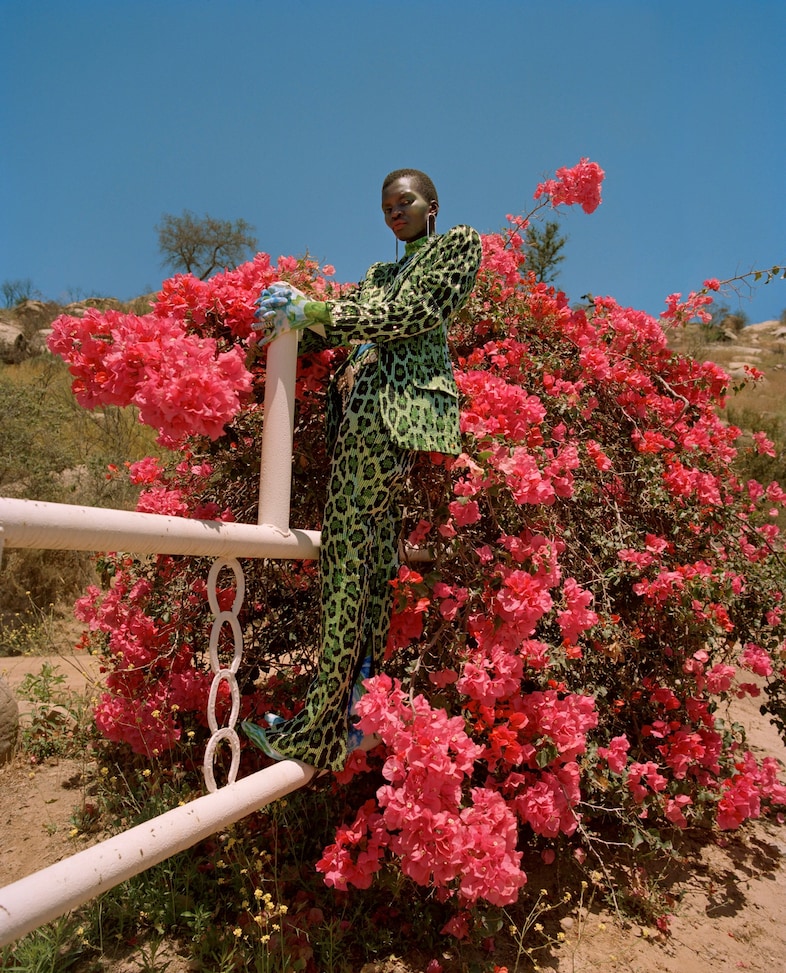 Achok Majak, The Cowboy Who Fell to Earth, Garage 