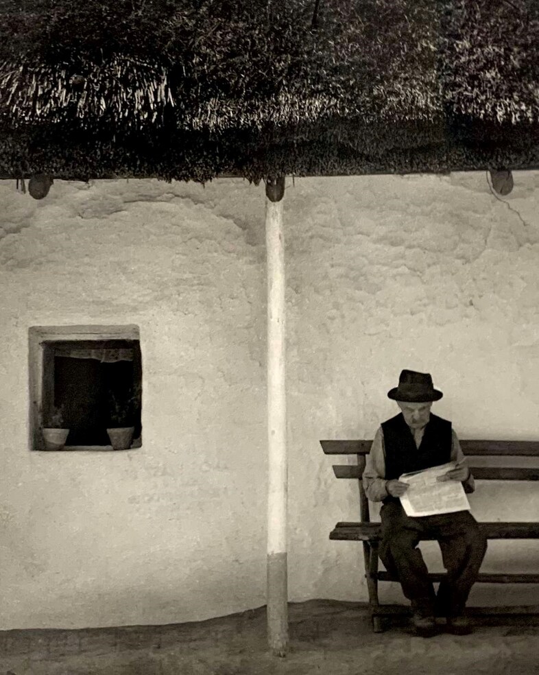 parisphotoonlineviewingrooms-j-nos-sz-sz-untitled-