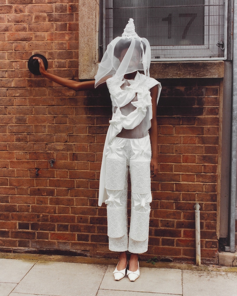 R&#243;is&#237;n Pierce Two For Joy Andrew Nuding Ellie Grace Cumming