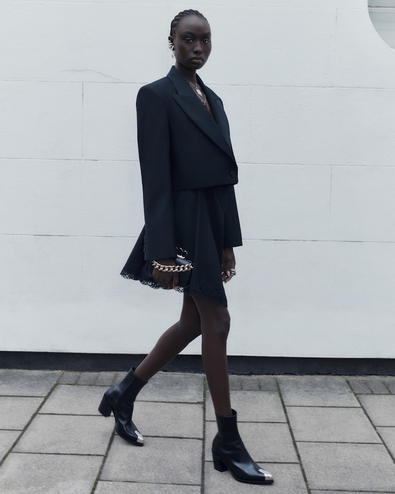 Alexander McQueen Autumn/Winter 2022 pre-collection