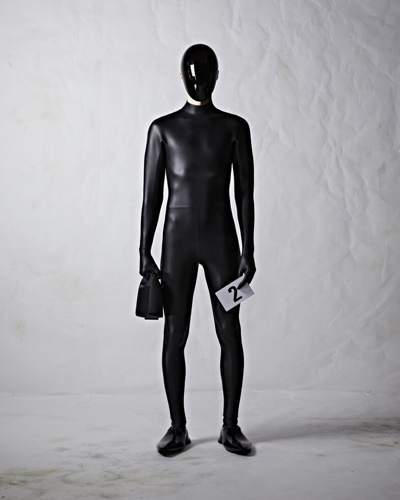 BALENCIAGA 51 COUTURE LOOK 2_EWAN MURRAY