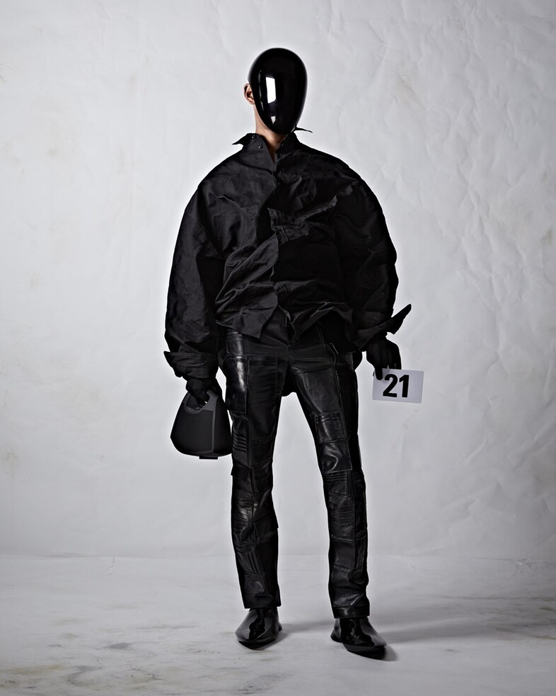 BALENCIAGA 51 COUTURE LOOK 21_BRIAN WHITBY