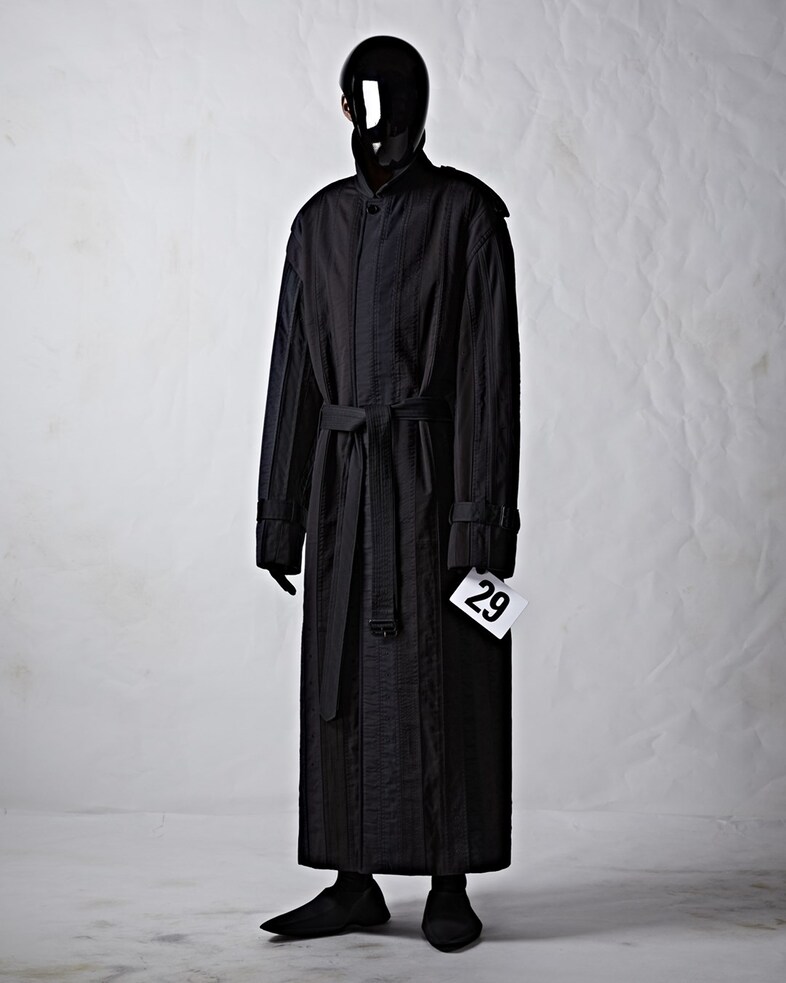 BALENCIAGA 51 COUTURE LOOK 29_TOMMY BLUE