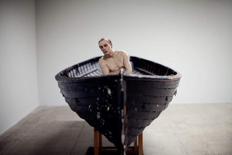 Ron Mueck_Man in a boat1