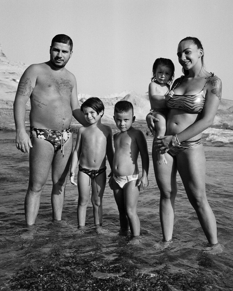 Napoli, Napoli, Napoli book Brett Lloyd photographer