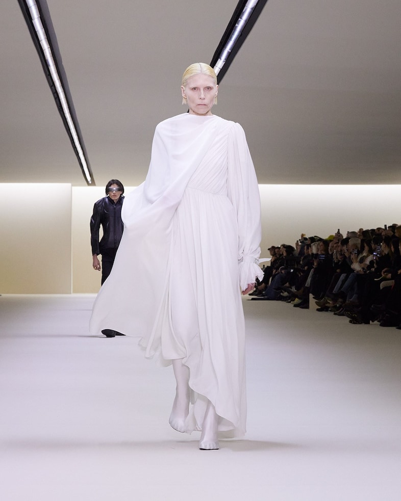 BALENCIAGA WINTER 23 LOOK 23_MINTTU