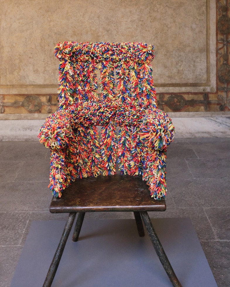 LOEWE_2023_SALONE_EXIBITION_RGB_CROPPED_4X5_7