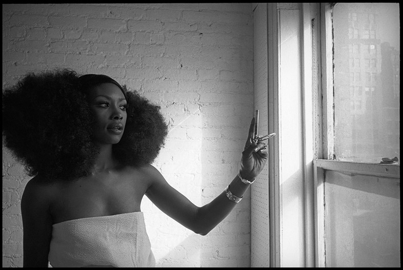 &#169; Eve Arnold Estate, A model in Harlem, New York, 