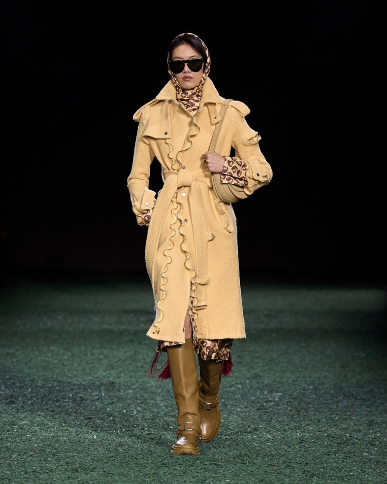 Burberry Autumn Winter 2024 AnOther   444292 