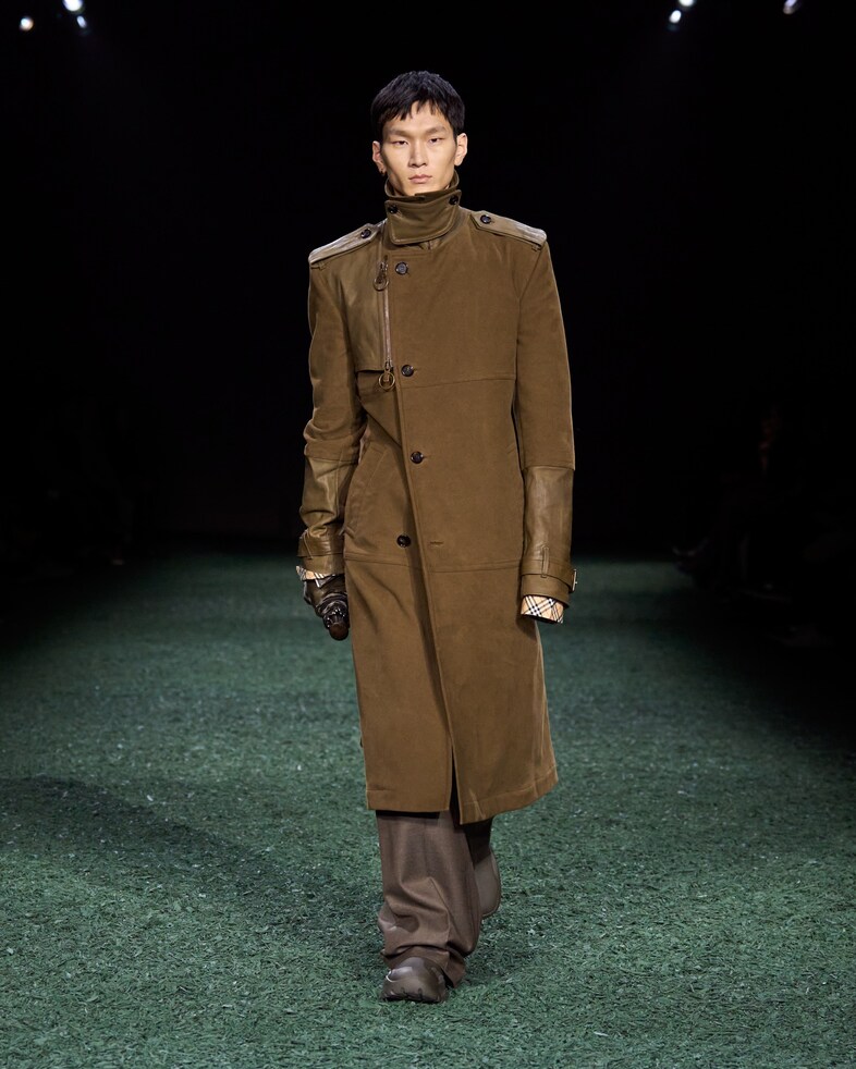 Burberry Winter 2024 Show - Look 26