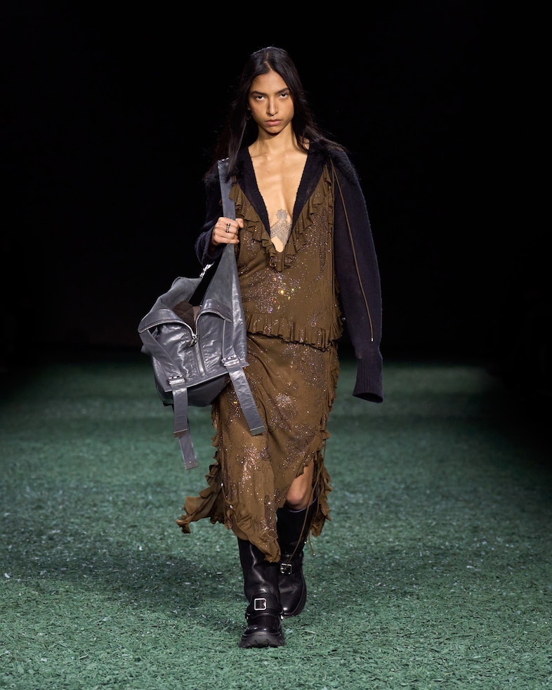 Burberry Winter 2024 Show - Look 29
