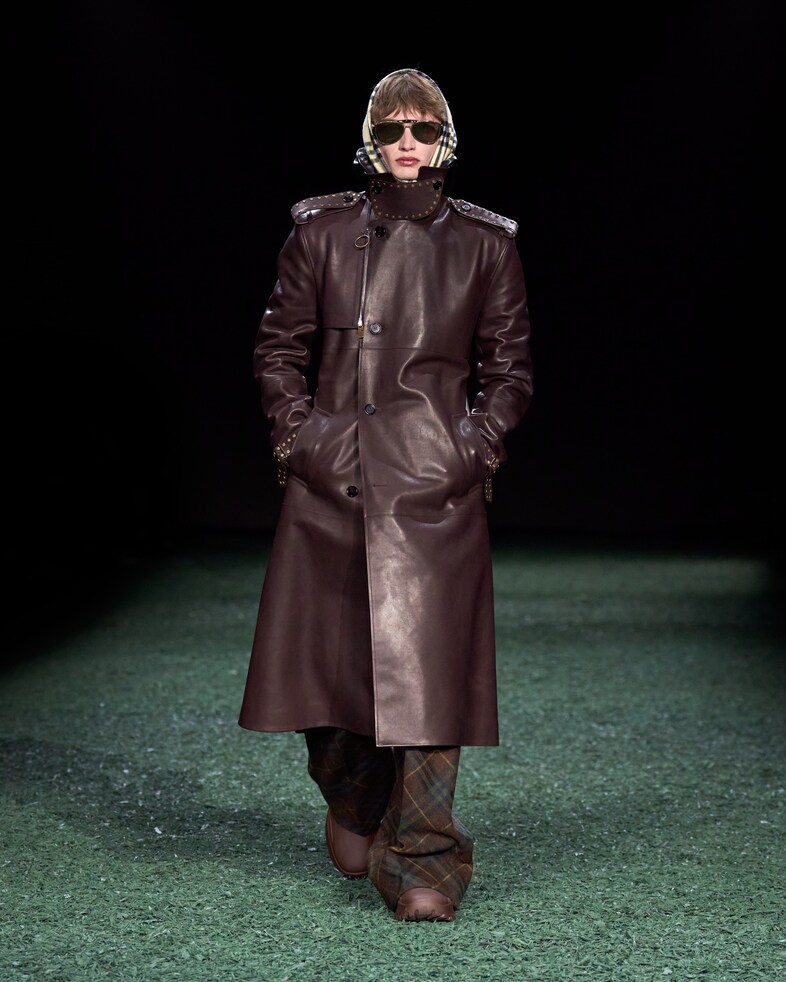 Burberry Winter 2024 Show - Look 52