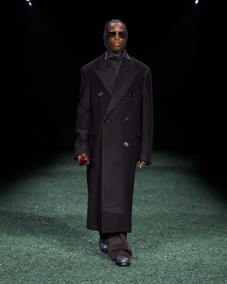 Burberry Winter 2024 Show - Look 57