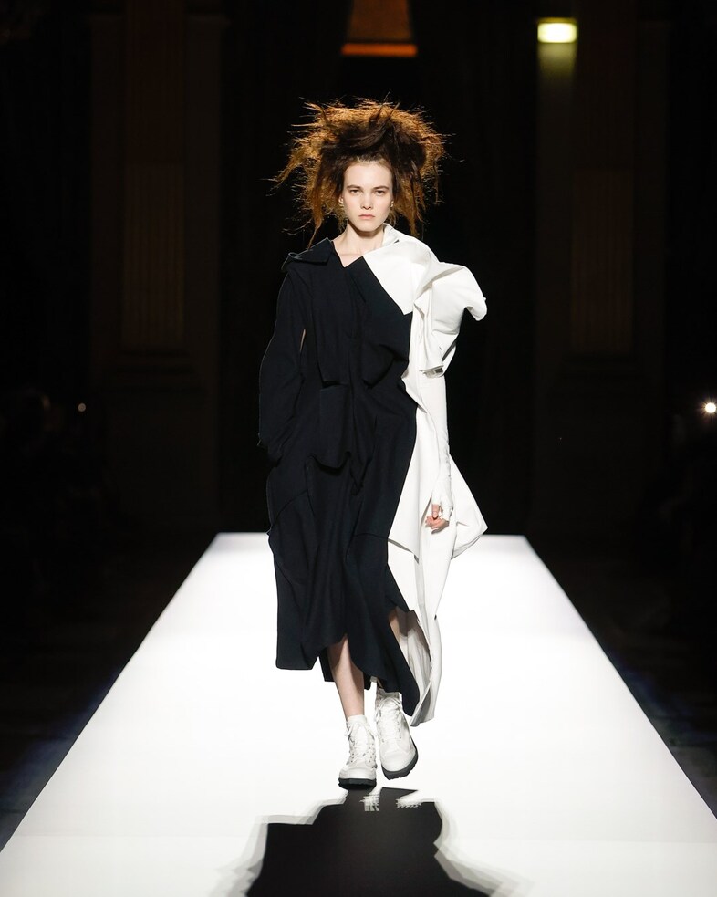Yohji Yamamoto Autumn/Winter 2024 Womenswear