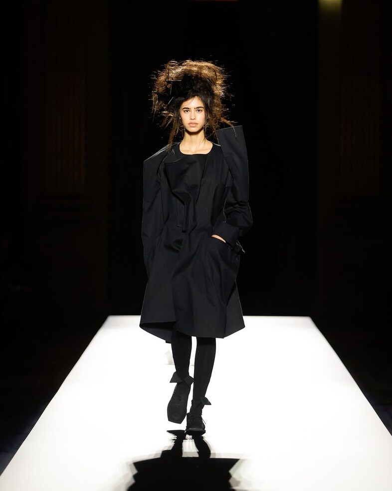 Yohji Yamamoto Autumn/Winter 2024 Womenswear