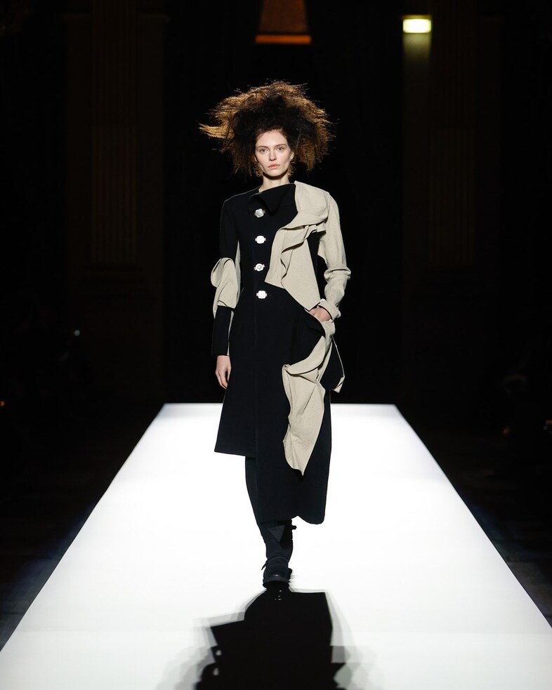 Yohji Yamamoto Autumn/Winter 2024 Womenswear