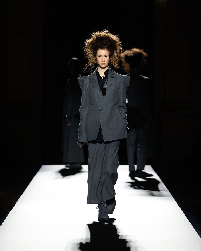 Yohji Yamamoto Autumn/Winter 2024 Womenswear