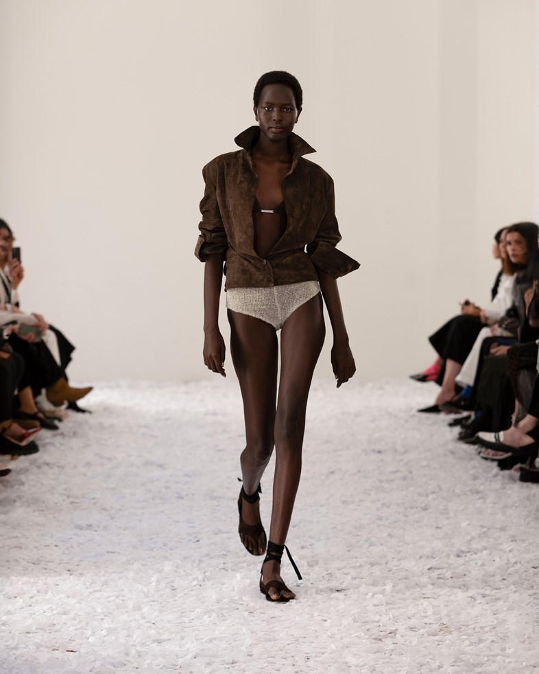 16Arlington Spring/Summer 2025