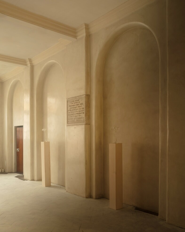 Miranda Keyes glass Tulips exhibition 2024