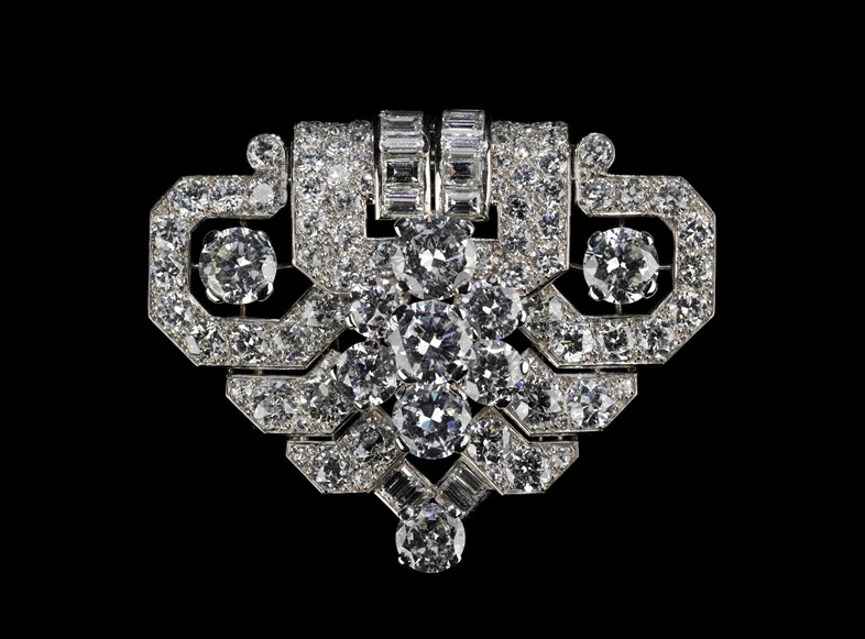 Late Art Deco period brooch. Cartier London, 1941.