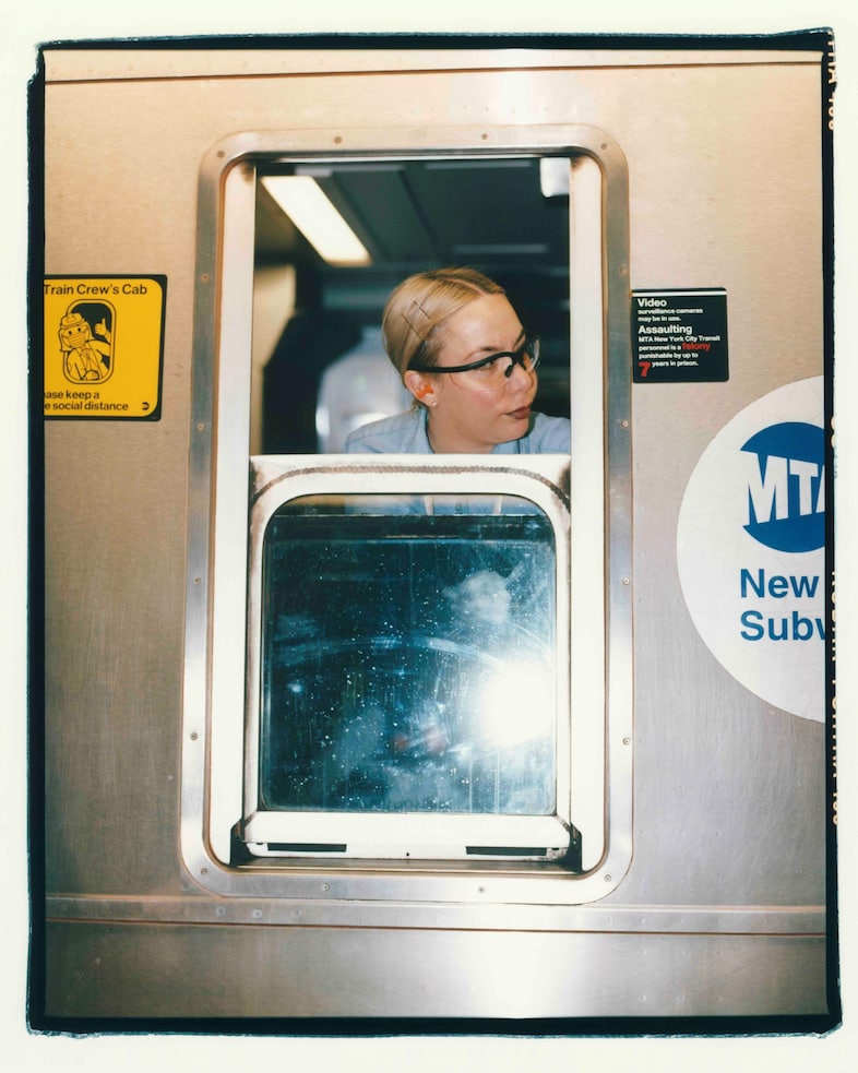 Subway Portraits by Sirui Ma