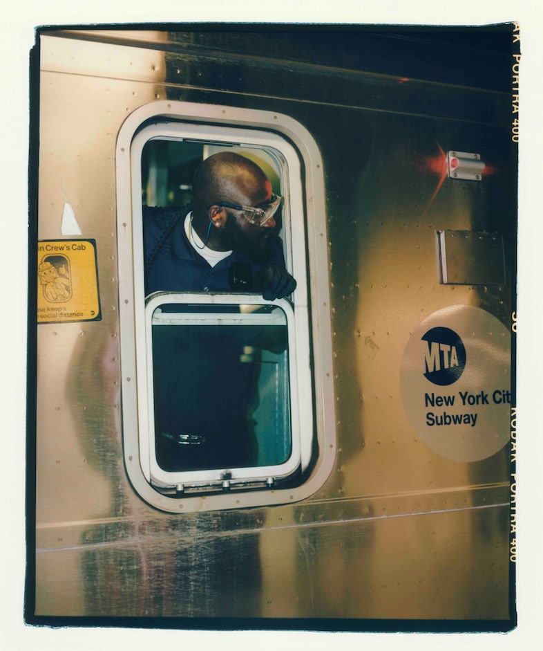 Subway Portraits by Sirui Ma